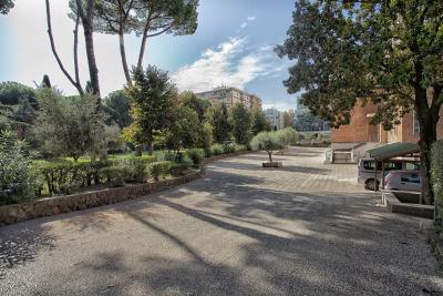 Giardino mattonato